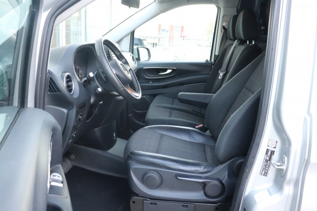 MERCEDES-BENZ VITO 119 CDI  LANG AUT(7)/3PERS/LED-ILS/CLIMA/CAMERA/PDC/SIDEBARS/17, Carmix, OSS