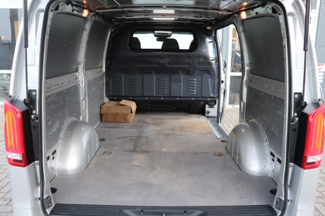 MERCEDES-BENZ VITO 119 CDI  LANG AUT(7)/3PERS/LED-ILS/CLIMA/CAMERA/PDC/SIDEBARS/17, Carmix, OSS