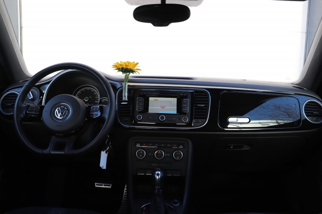 VOLKSWAGEN BEETLE 2.0 TSI SPORT CABRIOLET/STOEL.VERW/NAVI/CLIMA/PDC, Carmix, OSS