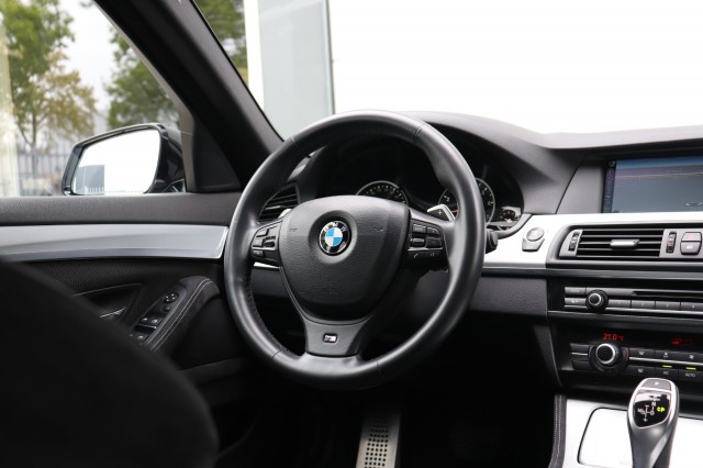 BMW 5-SERIE 520I EXECUTIVE M SPORT, Carmix, OSS