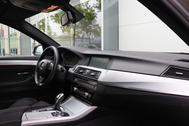BMW 5-SERIE 520I EXECUTIVE M SPORT, Carmix, OSS