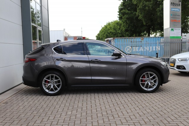 ALFA ROMEO STELVIO 2.0 T AWD SPEC. ED., Carmix, OSS