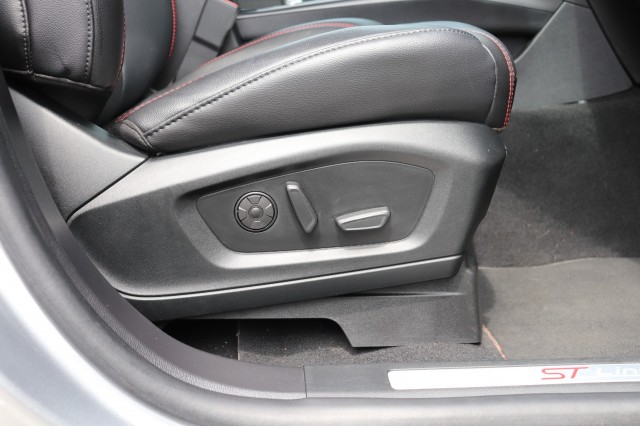 FORD EXPLORER 3.0 V6 ECOBOOST PHEV 457PK ST-Line/7P/ORIG.NL/1E EIG!, Carmix, OSS