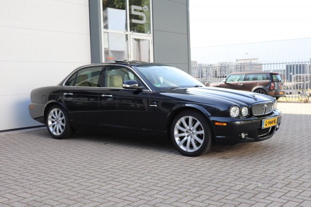 JAGUAR XJ 2.7D V6 Executive, Carmix, OSS
