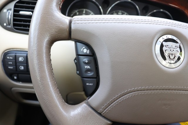 JAGUAR XJ 2.7D V6 Executive, Carmix, OSS