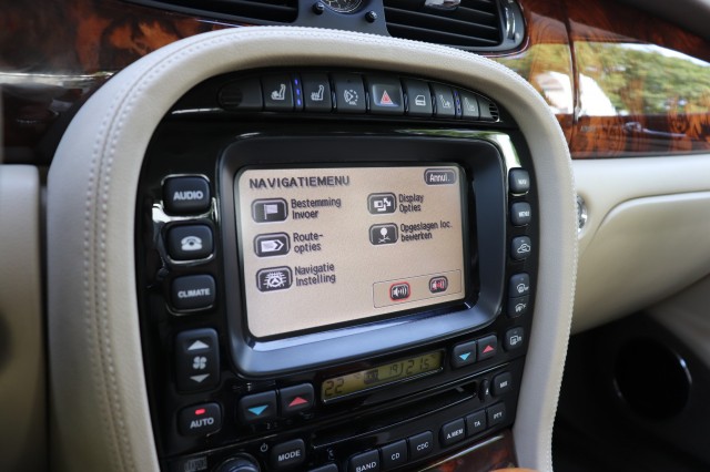 JAGUAR XJ 2.7D V6 Executive, Carmix, OSS