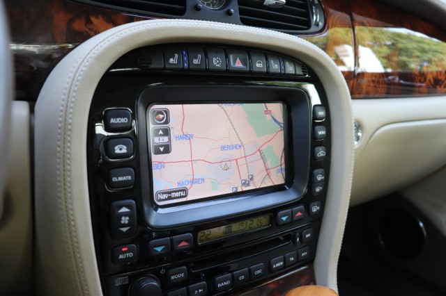 JAGUAR XJ 2.7D V6 Executive, Carmix, OSS