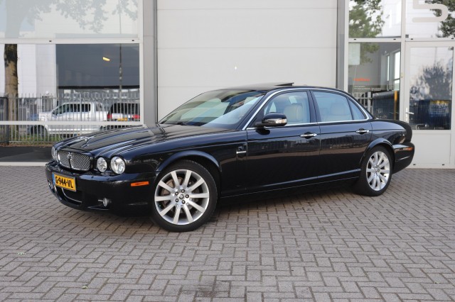 JAGUAR XJ 2.7D V6 Executive, Carmix, OSS