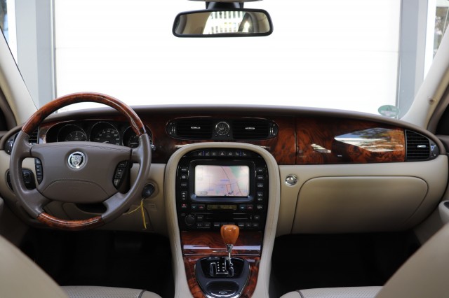 JAGUAR XJ 2.7D V6 Executive, Carmix, OSS