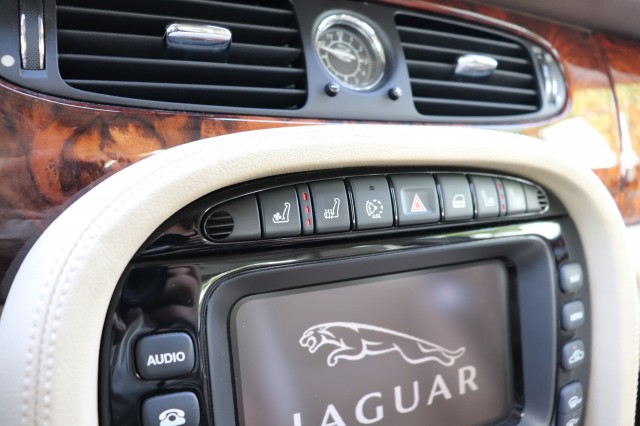 JAGUAR XJ 2.7D V6 Executive, Carmix, OSS