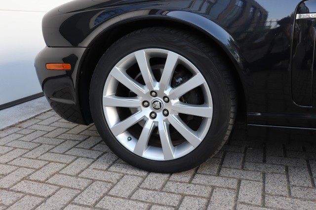 JAGUAR XJ 2.7D V6 Executive, Carmix, OSS