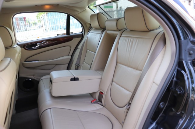 JAGUAR XJ 2.7D V6 Executive, Carmix, OSS