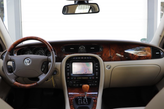 JAGUAR XJ 2.7D V6 Executive, Carmix, OSS