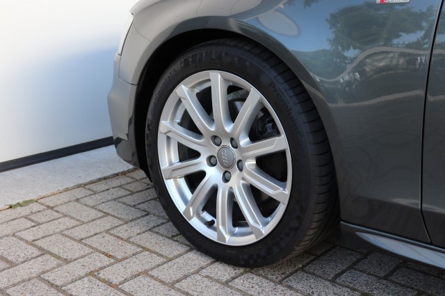 AUDI A4 1.8 TFSI S EDITION, Carmix, OSS