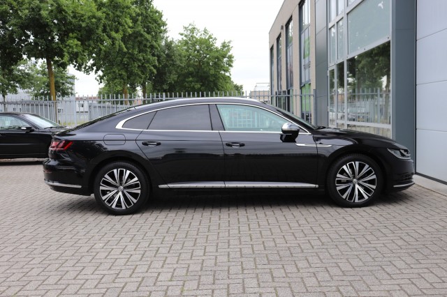 VOLKSWAGEN ARTEON 2.0 TDI 150PK DSG AUT ELEGANCE/A.CarPlay/Massage/18, Carmix, OSS