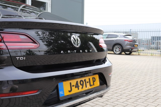 VOLKSWAGEN ARTEON 2.0 TDI 150PK DSG AUT ELEGANCE/A.CarPlay/Massage/18, Carmix, OSS
