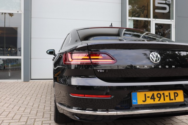 VOLKSWAGEN ARTEON 2.0 TDI 150PK DSG AUT ELEGANCE/A.CarPlay/Massage/18, Carmix, OSS