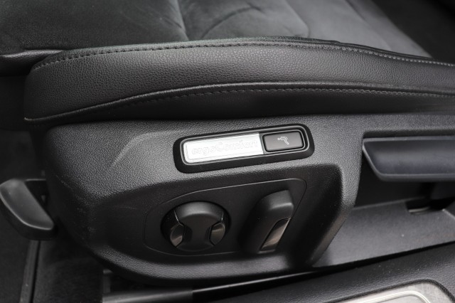 VOLKSWAGEN ARTEON 2.0 TDI 150PK DSG AUT ELEGANCE/A.CarPlay/Massage/18, Carmix, OSS