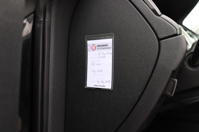 VOLKSWAGEN ARTEON 2.0 TDI 150PK DSG AUT ELEGANCE/A.CarPlay/Massage/18, Carmix, OSS