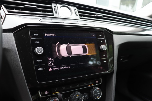 VOLKSWAGEN ARTEON 2.0 TDI 150PK DSG AUT ELEGANCE/A.CarPlay/Massage/18, Carmix, OSS