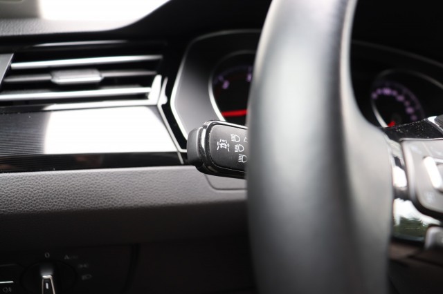 VOLKSWAGEN ARTEON 2.0 TDI 150PK DSG AUT ELEGANCE/A.CarPlay/Massage/18, Carmix, OSS