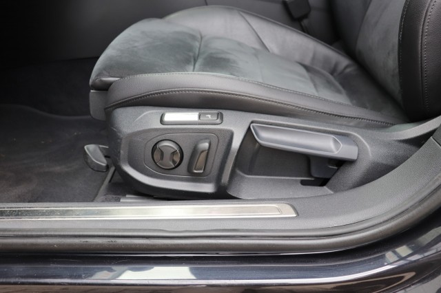 VOLKSWAGEN ARTEON 2.0 TDI 150PK DSG AUT ELEGANCE/A.CarPlay/Massage/18, Carmix, OSS