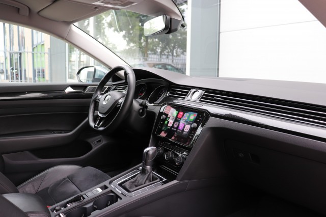 VOLKSWAGEN ARTEON 2.0 TDI 150PK DSG AUT ELEGANCE/A.CarPlay/Massage/18, Carmix, OSS