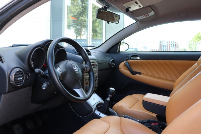 ALFA ROMEO GT 3.2 V6 DISTINCTIVE, Carmix, OSS