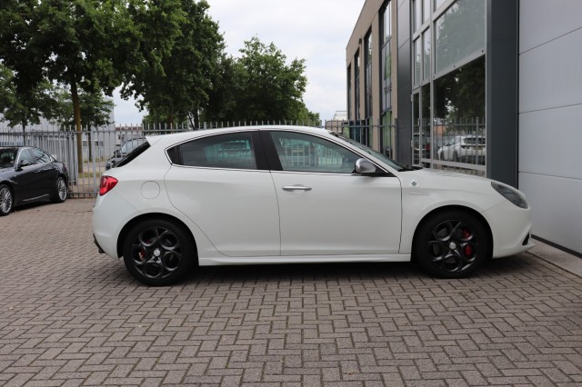 ALFA ROMEO GIULIETTA 1.7 TBI QUAD. V., Carmix, OSS