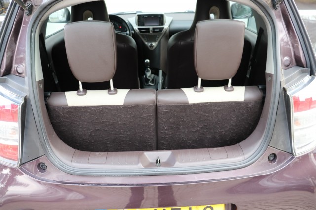 TOYOTA IQ 1.0 VVTI ASPIRATION, Carmix, OSS