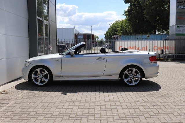 BMW 1-SERIE 118I 6-BAK/STOEL.VERW/KEYLESS/NAVI/CLIMA/LEER/18'', Carmix, OSS