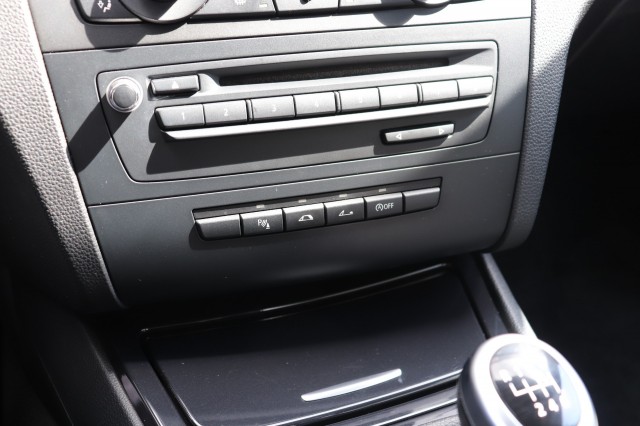 BMW 1-SERIE 118I 6-BAK/STOEL.VERW/KEYLESS/NAVI/CLIMA/LEER/18'', Carmix, OSS