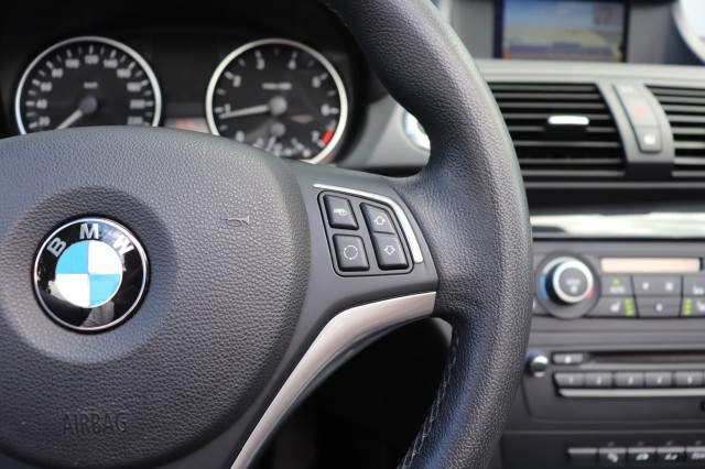 BMW 1-SERIE 118I 6-BAK/STOEL.VERW/KEYLESS/NAVI/CLIMA/LEER/18'', Carmix, OSS