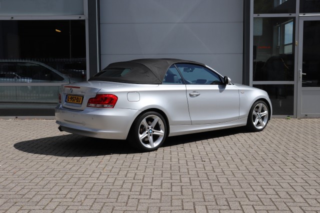 BMW 1-SERIE 118I 6-BAK/STOEL.VERW/KEYLESS/NAVI/CLIMA/LEER/18'', Carmix, OSS