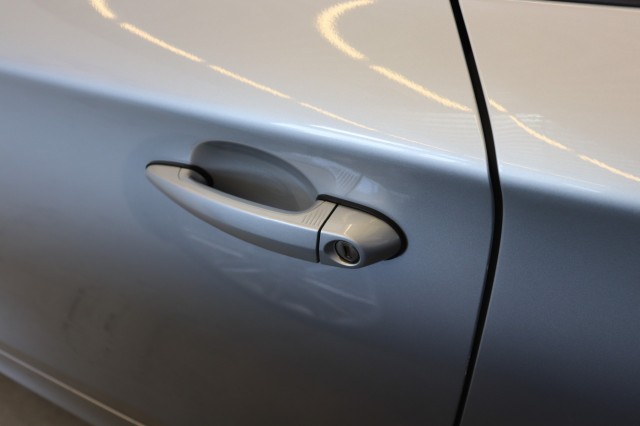 BMW 1-SERIE 118I 6-BAK/STOEL.VERW/KEYLESS/NAVI/CLIMA/LEER/18'', Carmix, OSS