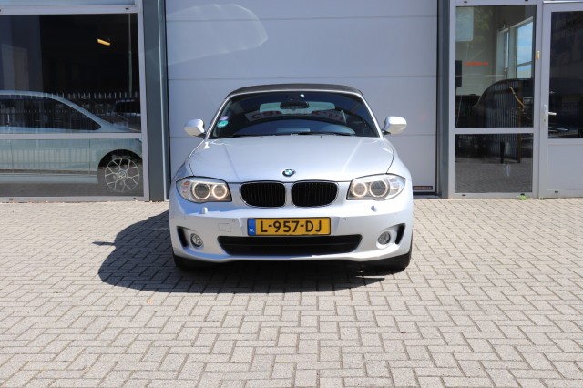 BMW 1-SERIE 118I 6-BAK/STOEL.VERW/KEYLESS/NAVI/CLIMA/LEER/18'', Carmix, OSS