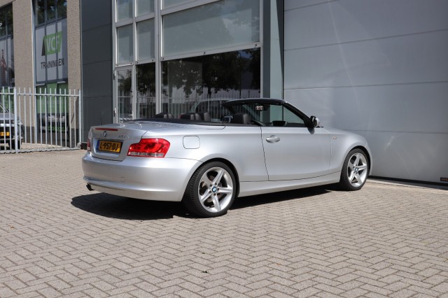BMW 1-SERIE 118I 6-BAK/STOEL.VERW/KEYLESS/NAVI/CLIMA/LEER/18'', Carmix, OSS