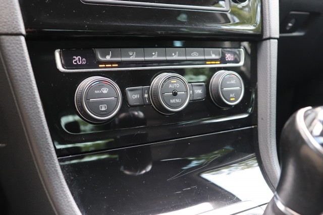 VOLKSWAGEN GOLF 1.2 TSI 110PK ALLSTAR/STOEL.VERW/CLIMA/NAVI/CRUISE/PDC, Carmix, OSS