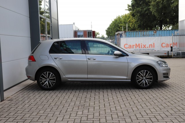 VOLKSWAGEN GOLF 1.2 TSI 110PK ALLSTAR/STOEL.VERW/CLIMA/NAVI/CRUISE/PDC, Carmix, OSS