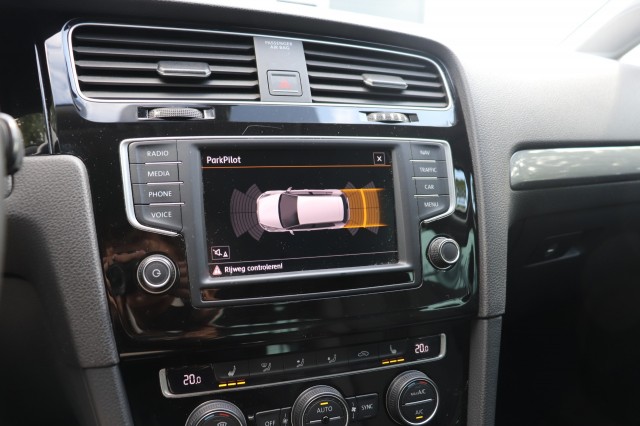 VOLKSWAGEN GOLF 1.2 TSI 110PK ALLSTAR/STOEL.VERW/CLIMA/NAVI/CRUISE/PDC, Carmix, OSS