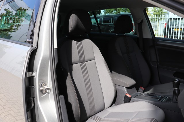 VOLKSWAGEN GOLF 1.2 TSI 110PK ALLSTAR/STOEL.VERW/CLIMA/NAVI/CRUISE/PDC, Carmix, OSS