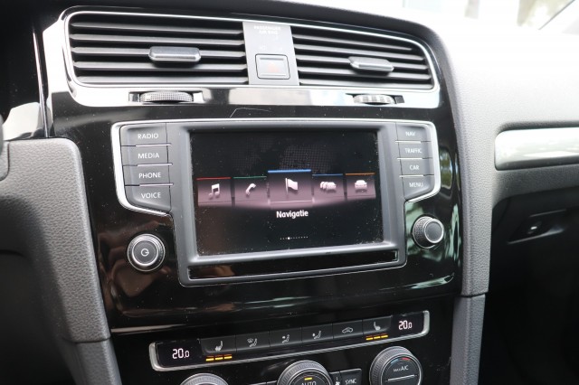 VOLKSWAGEN GOLF 1.2 TSI 110PK ALLSTAR/STOEL.VERW/CLIMA/NAVI/CRUISE/PDC, Carmix, OSS