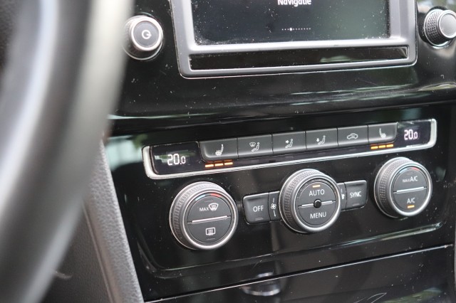 VOLKSWAGEN GOLF 1.2 TSI 110PK ALLSTAR/STOEL.VERW/CLIMA/NAVI/CRUISE/PDC, Carmix, OSS