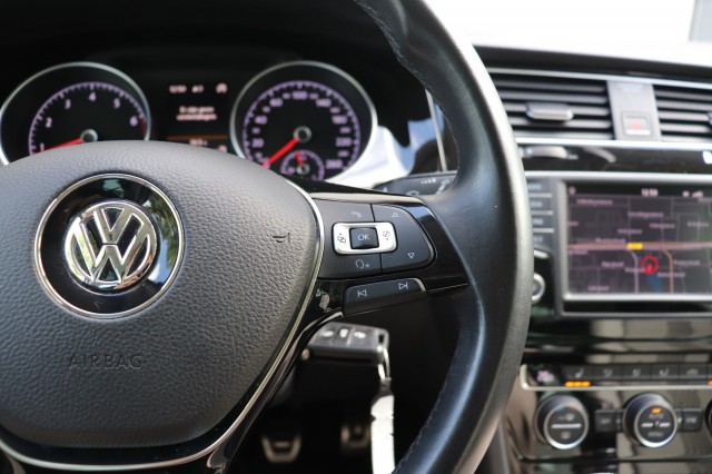 VOLKSWAGEN GOLF 1.2 TSI 110PK ALLSTAR/STOEL.VERW/CLIMA/NAVI/CRUISE/PDC, Carmix, OSS