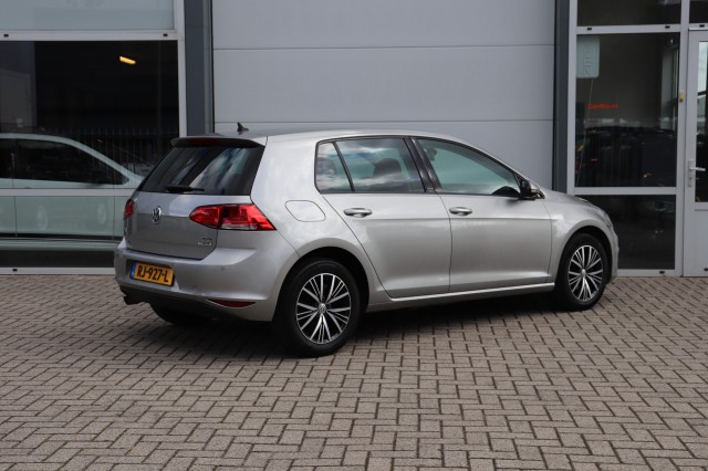 VOLKSWAGEN GOLF 1.2 TSI 110PK ALLSTAR/STOEL.VERW/CLIMA/NAVI/CRUISE/PDC, Carmix, OSS