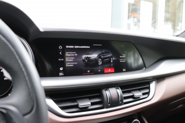 ALFA ROMEO STELVIO 2.0 T Q4 280PK VELOCE/, Carmix, OSS