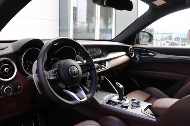 ALFA ROMEO STELVIO 2.0 T Q4 280PK VELOCE/, Carmix, OSS