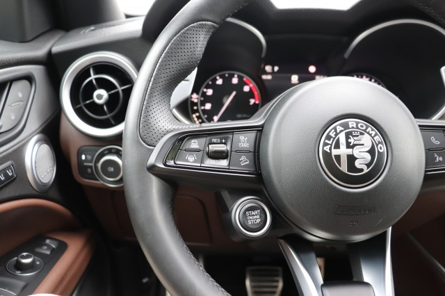 ALFA ROMEO STELVIO 2.0 T Q4 280PK VELOCE/, Carmix, OSS