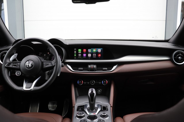 ALFA ROMEO STELVIO 2.0 T Q4 280PK VELOCE/, Carmix, OSS