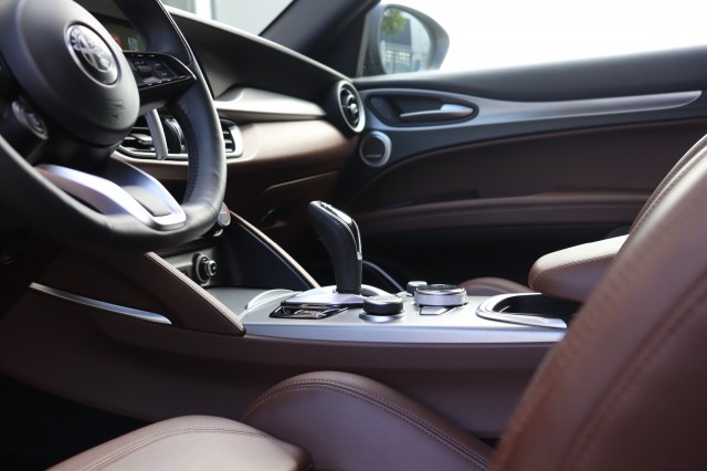 ALFA ROMEO STELVIO 2.0 T Q4 280PK VELOCE/, Carmix, OSS